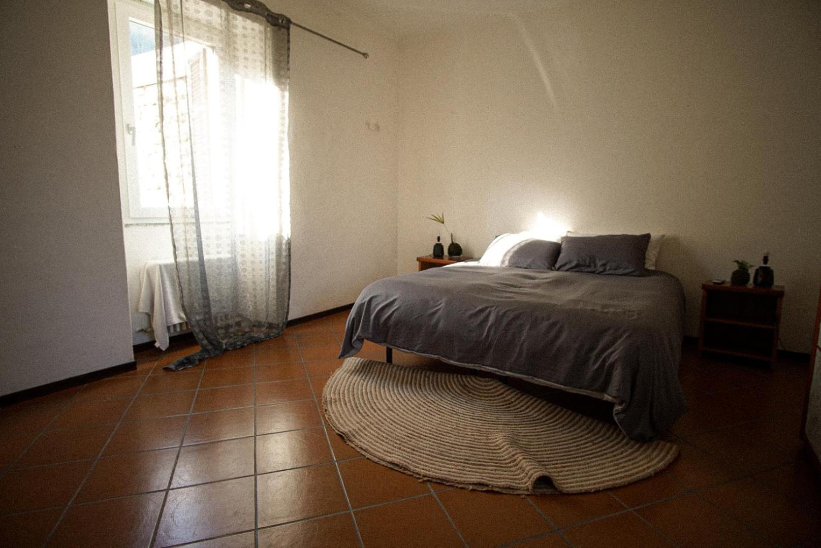 A D Rooms - Il Campanile Casale Corte Cerro Buitenkant foto